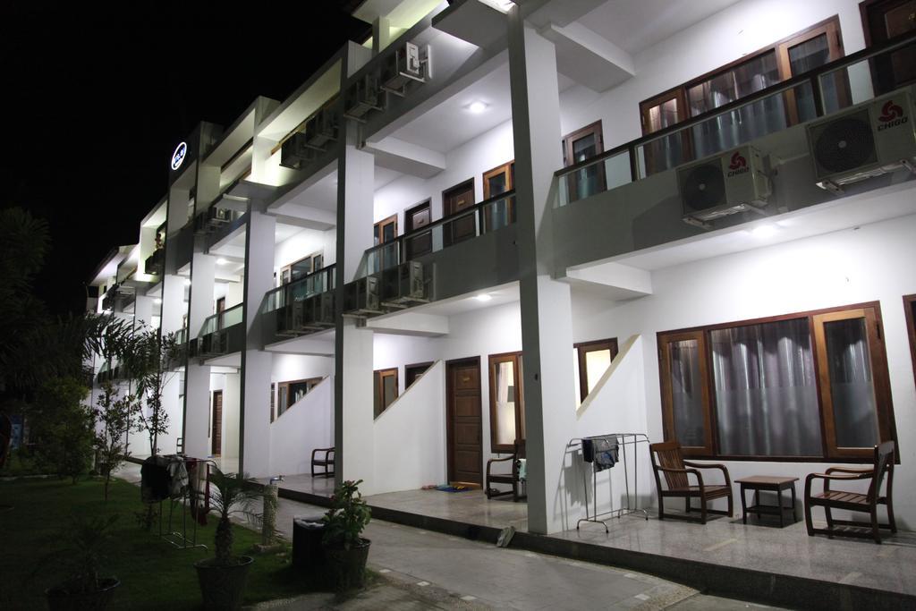 Hotel Lux Ngwesaung Exteriér fotografie