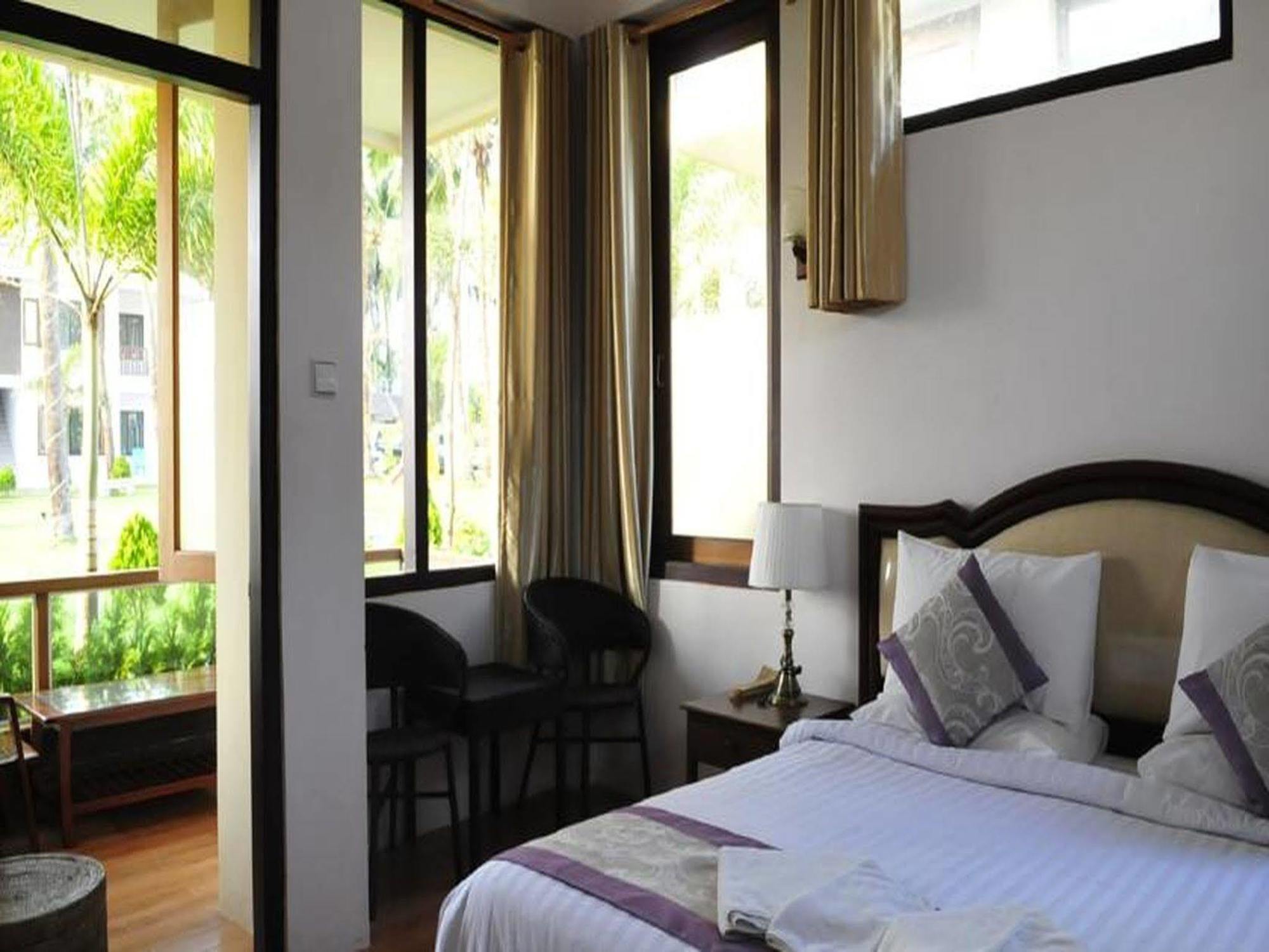Hotel Lux Ngwesaung Exteriér fotografie