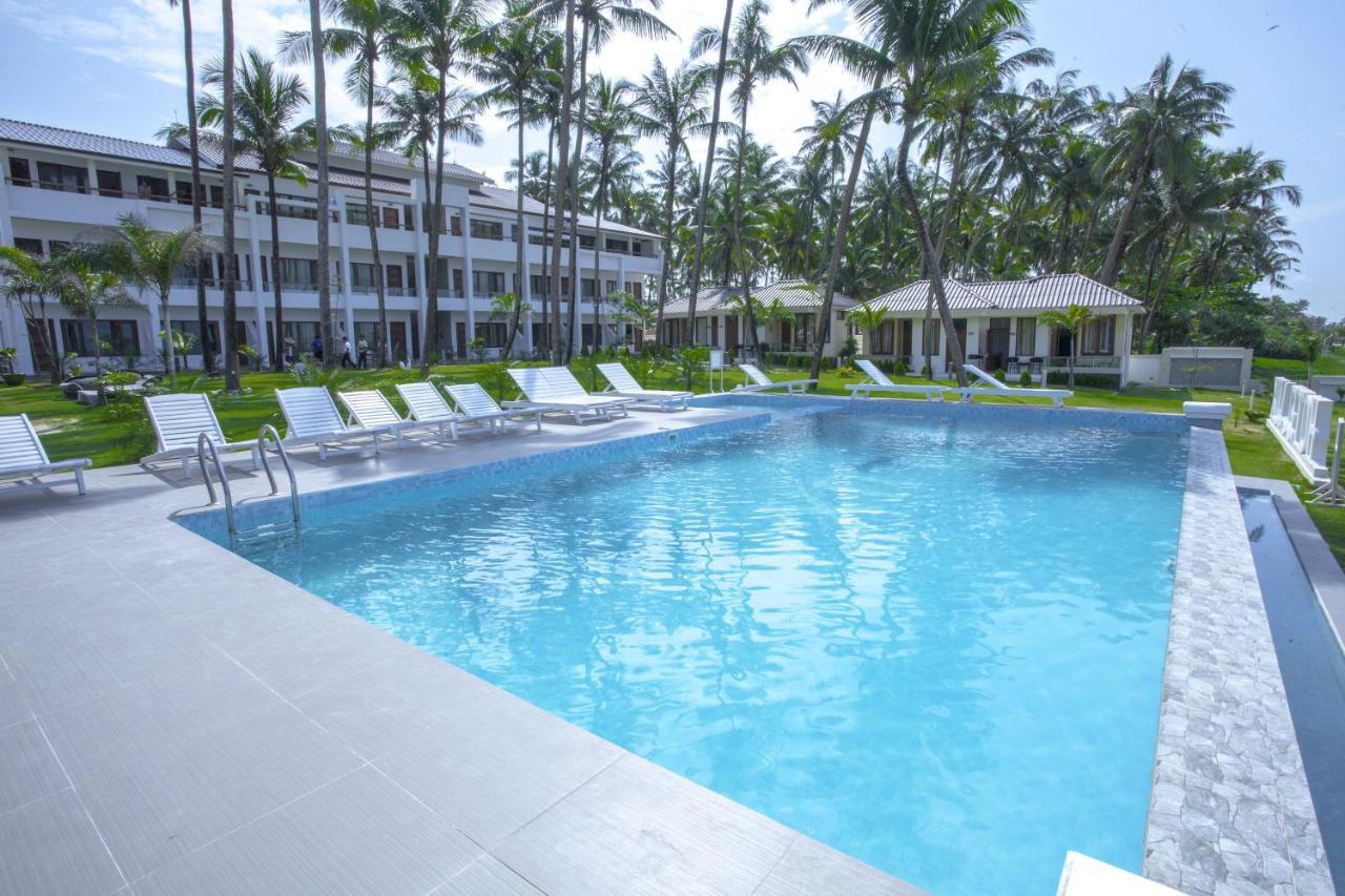 Hotel Lux Ngwesaung Exteriér fotografie